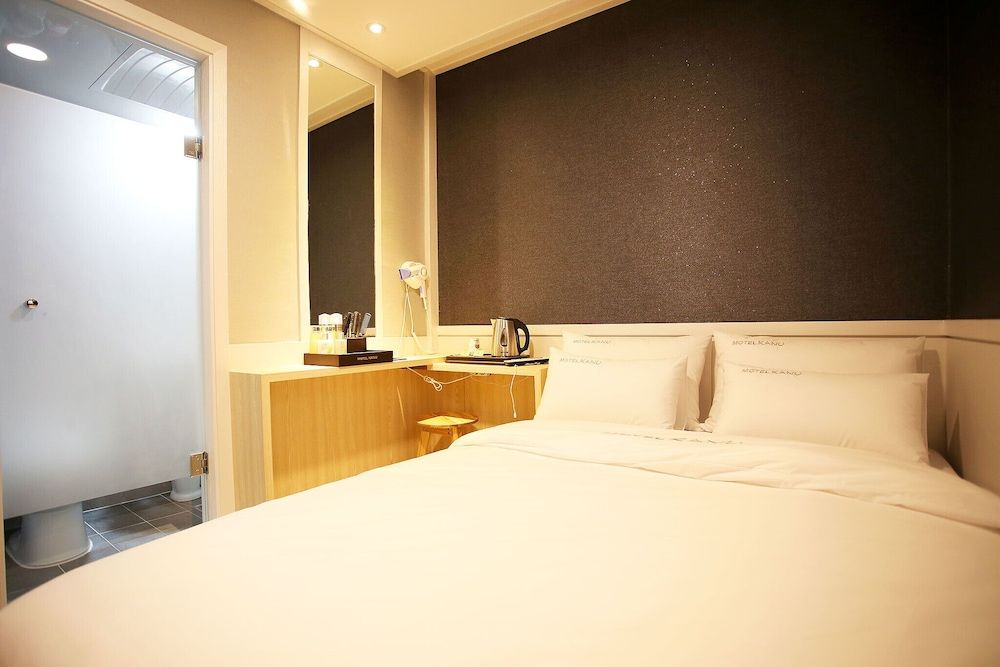 Mia Kanu Room (Standard Room) 2