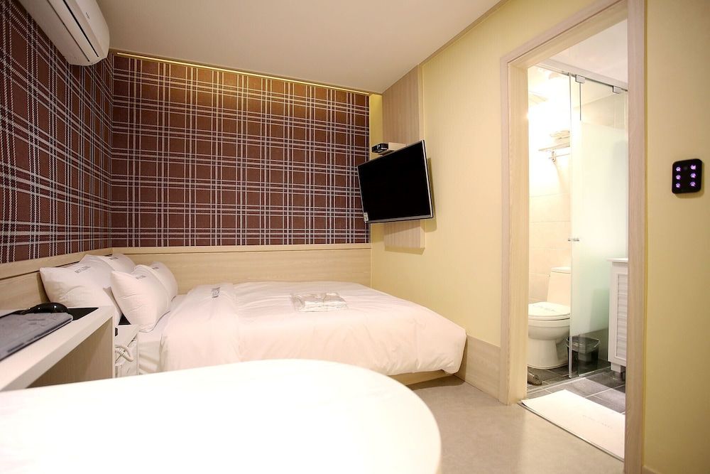 Mia Kanu Room (Special Room) 12