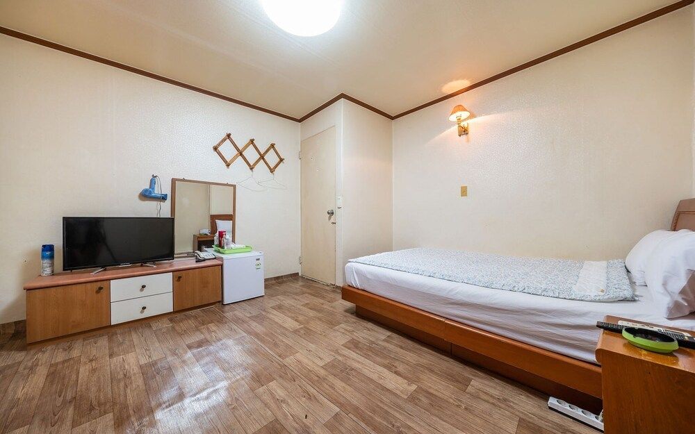 undefined Geumho Seojung Motel 3