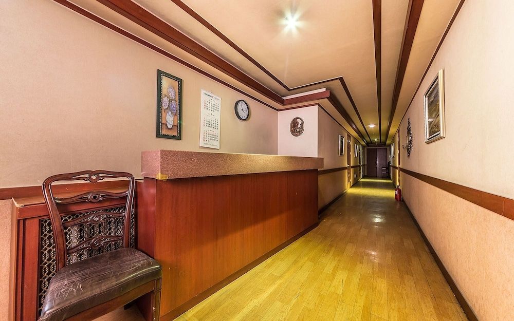 undefined Hapjeong Seowonjang 8