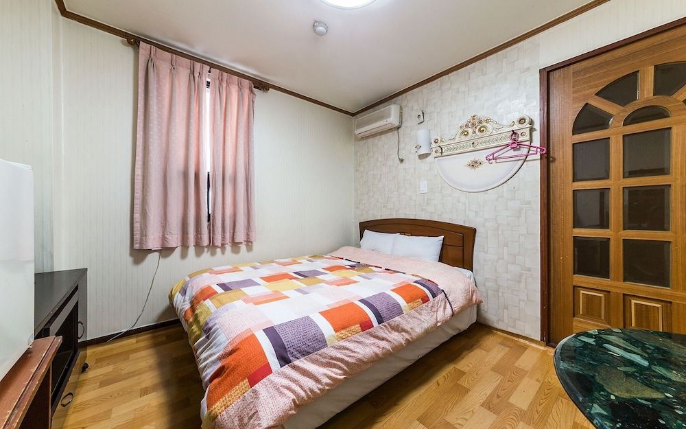 undefined Hapjeong Seowonjang 5