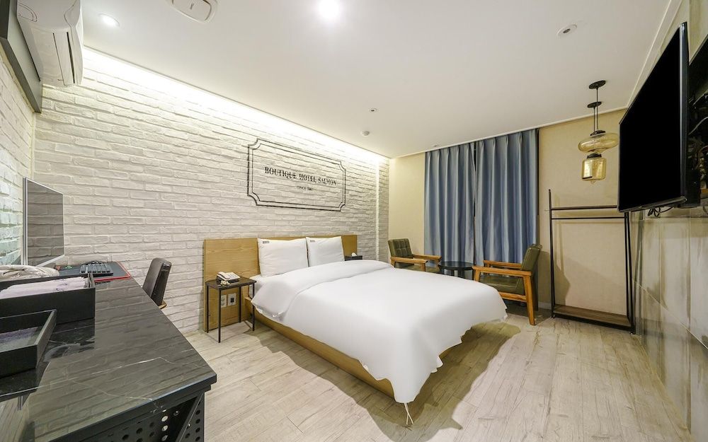 Sangbong Salmon Room (Suite - RTX 2060 1PC (Disney Plus ava) 17