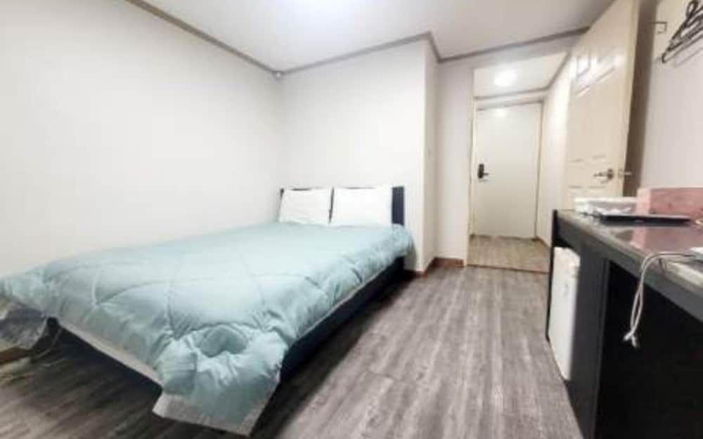 undefined Taereung Hill House 6