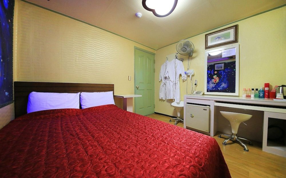 undefined Hwagok Rodeo 4