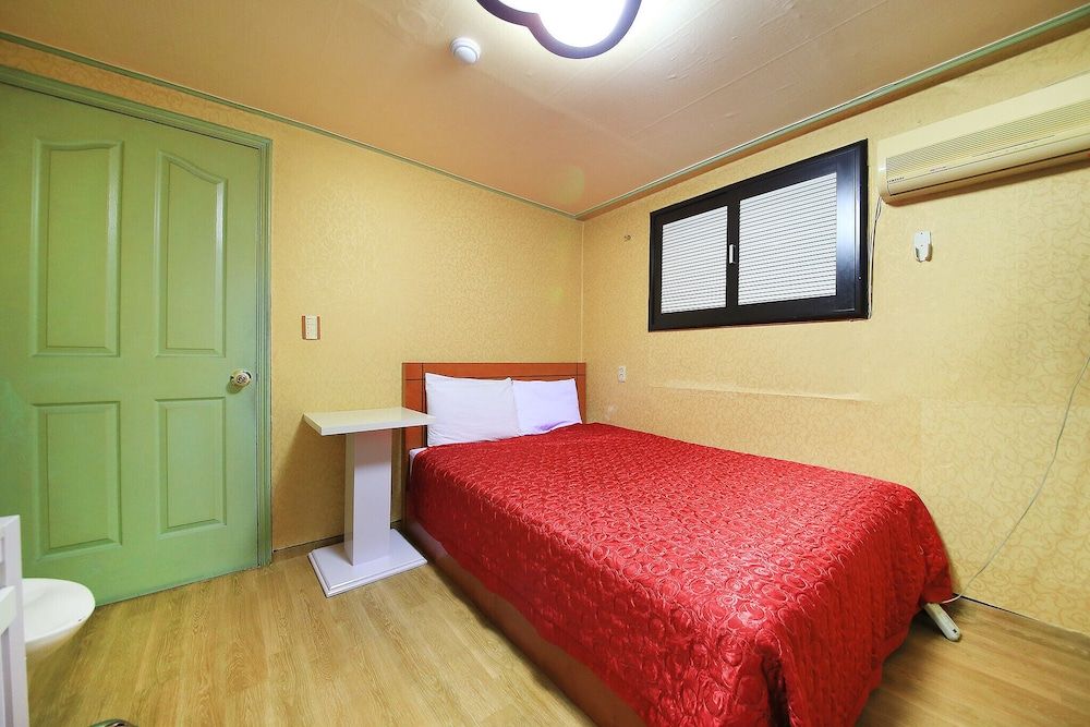 undefined Hwagok Rodeo 10