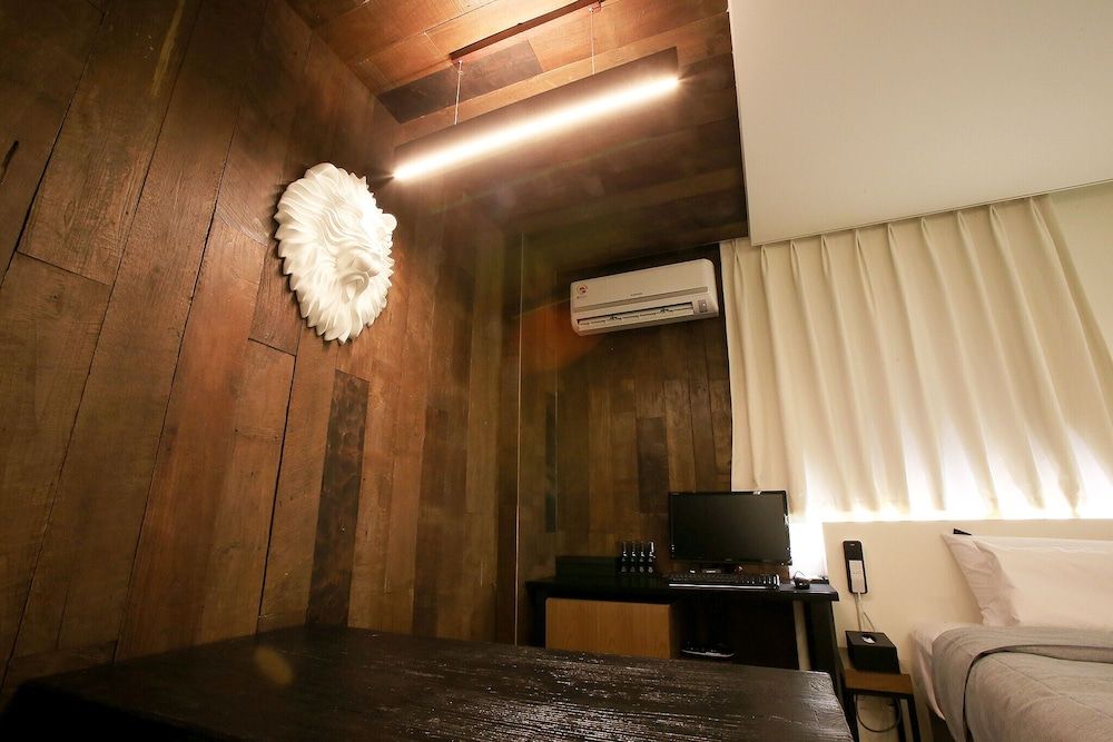 Sincheon Lavieen Hotel Room (Standard - Walkie Special (No Parking) 11