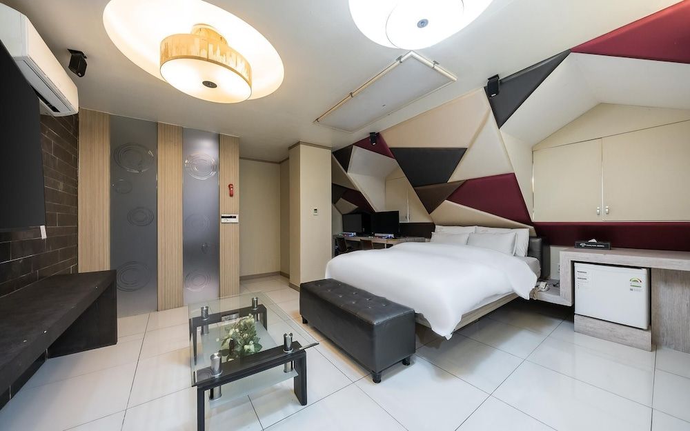 Sangbong Carlton Room (Premium random assignment - Weekdays ) 18