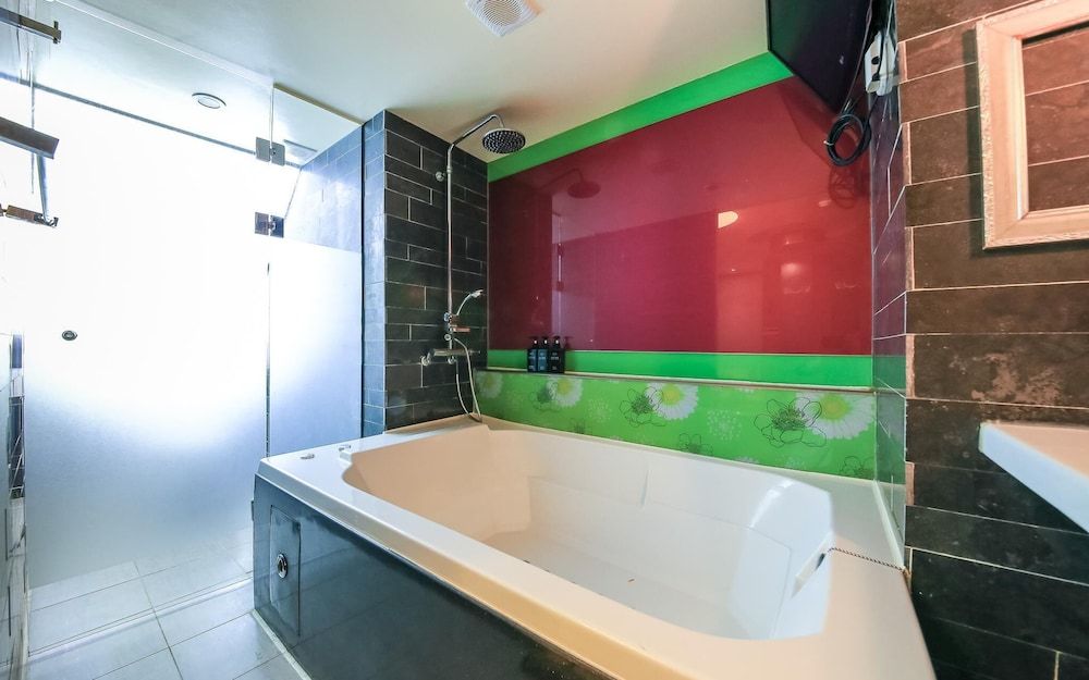 Sangbong Carlton Room (Premium random assignment - Weekdays ) 15