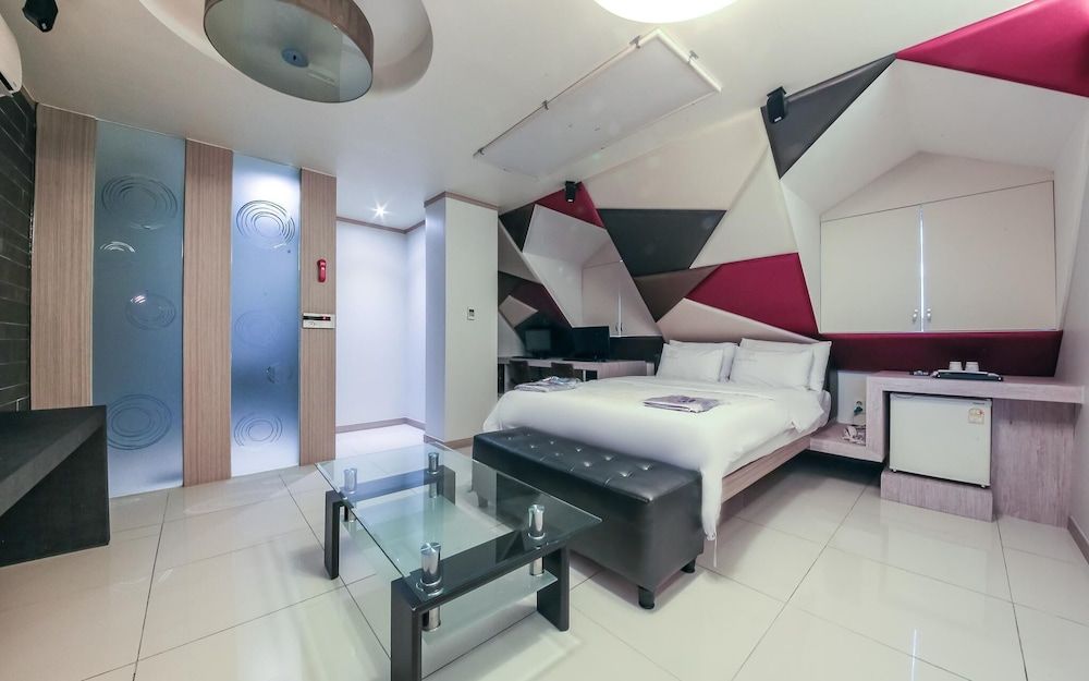 Sangbong Carlton Room (Premium random assignment - Weekdays ) 11