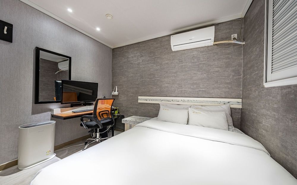 undefined Suyu Jjak 7