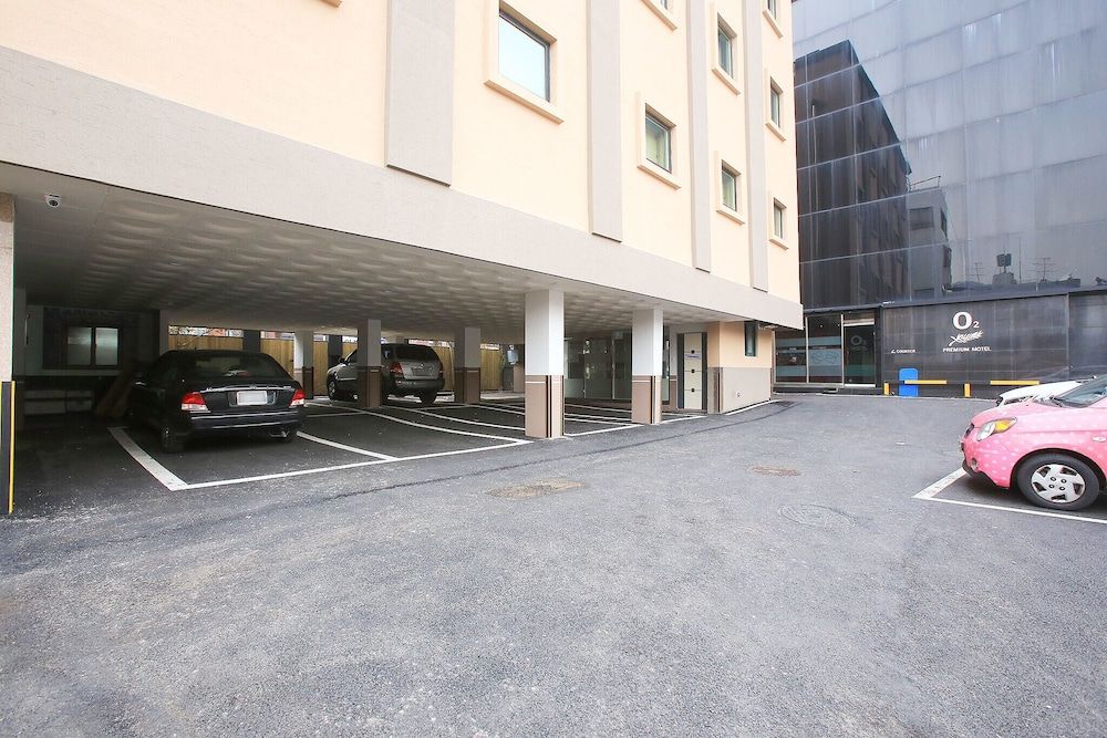 undefined Suyu Young Hotel 4