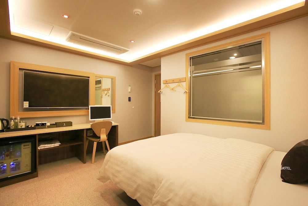 Suyu Young Hotel Room (Standard Room) 4