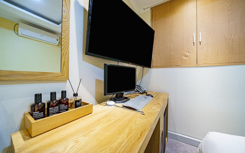 undefined Sinchon Coza 8