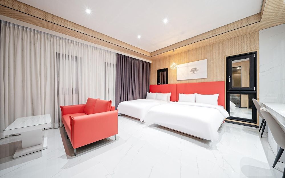 Yeongdeungpo Iris Room (Suite Room (For 2/Netflix))