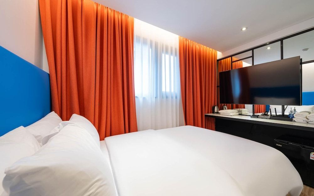 Yeongdeungpo Iris Room (Standard (Netflix)) 8