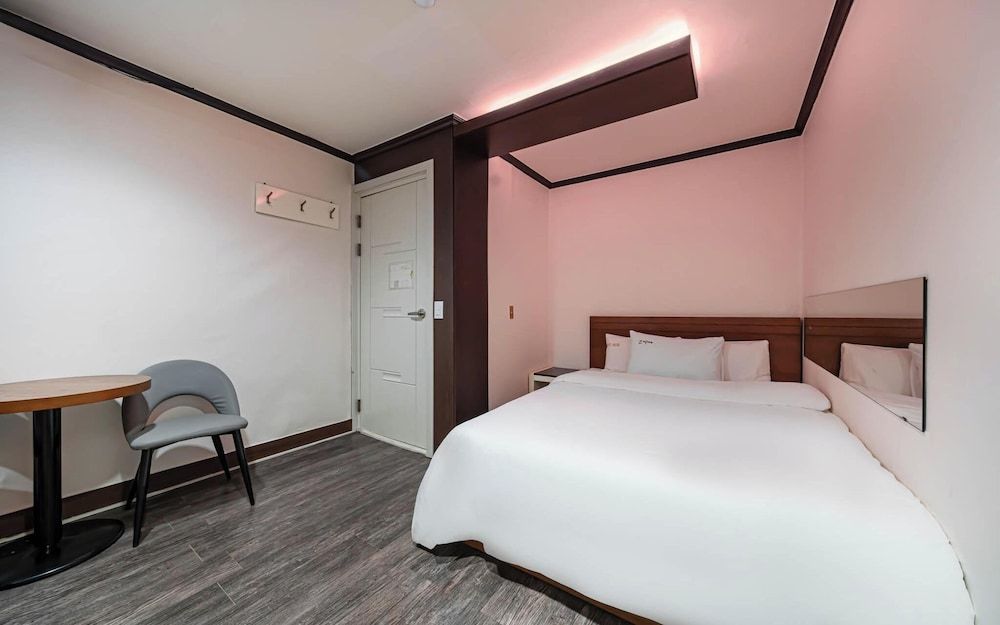 undefined Sangbong M 6