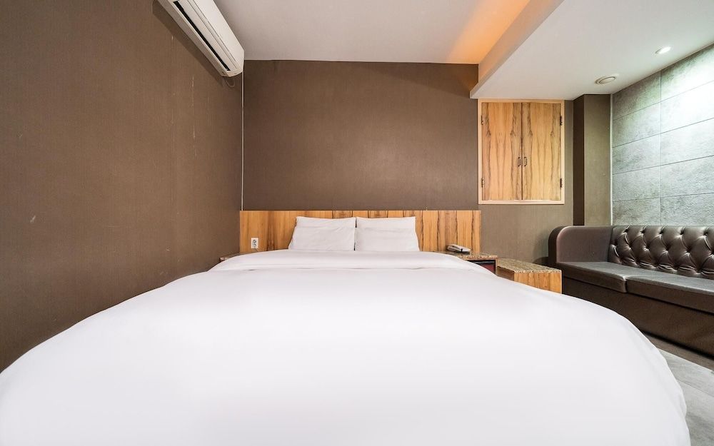 undefined Nowon Sepia 5