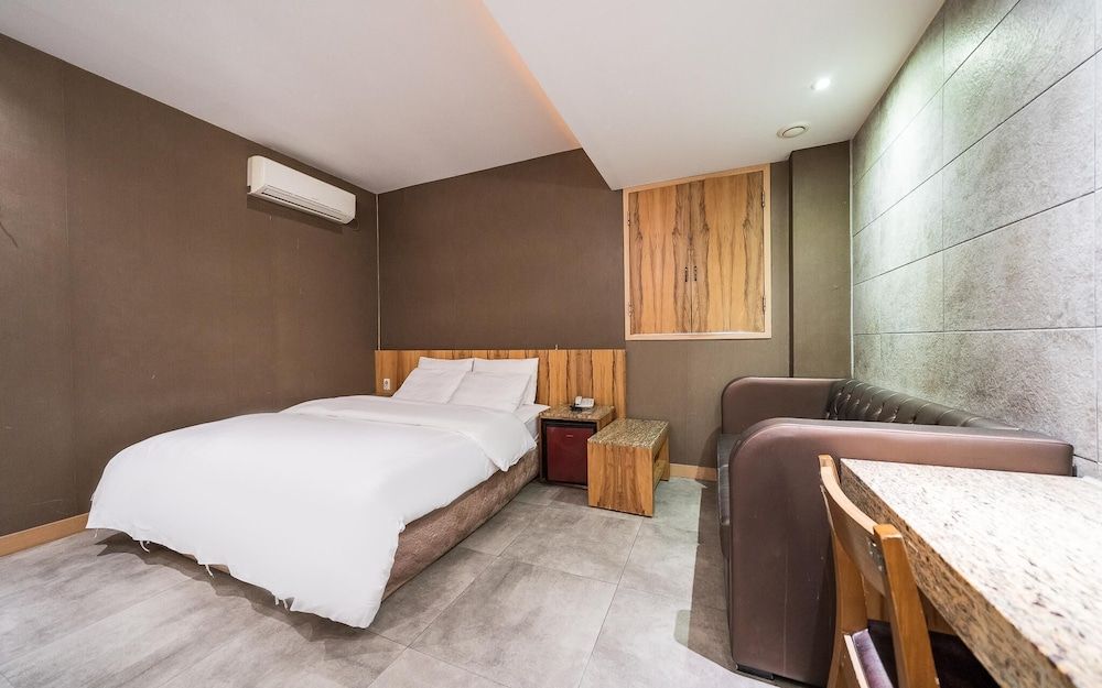 undefined Nowon Sepia 6