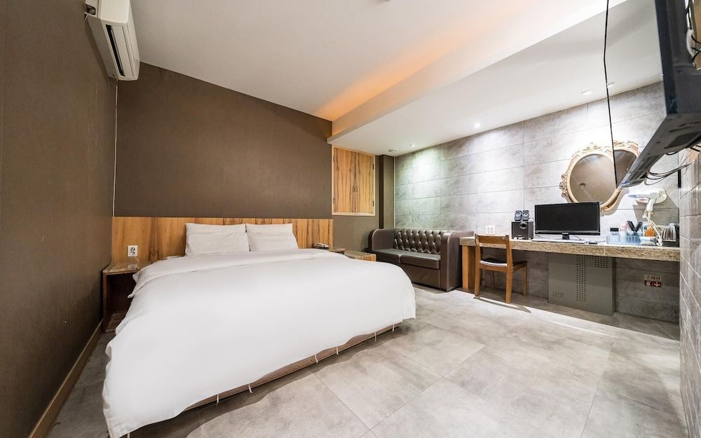 undefined Nowon Sepia 3