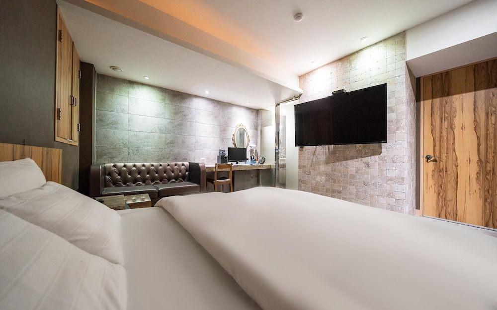 undefined Nowon Sepia 4