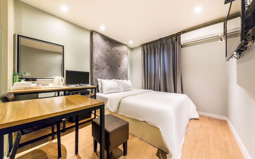 undefined Dobong Dobongsan Motel 6