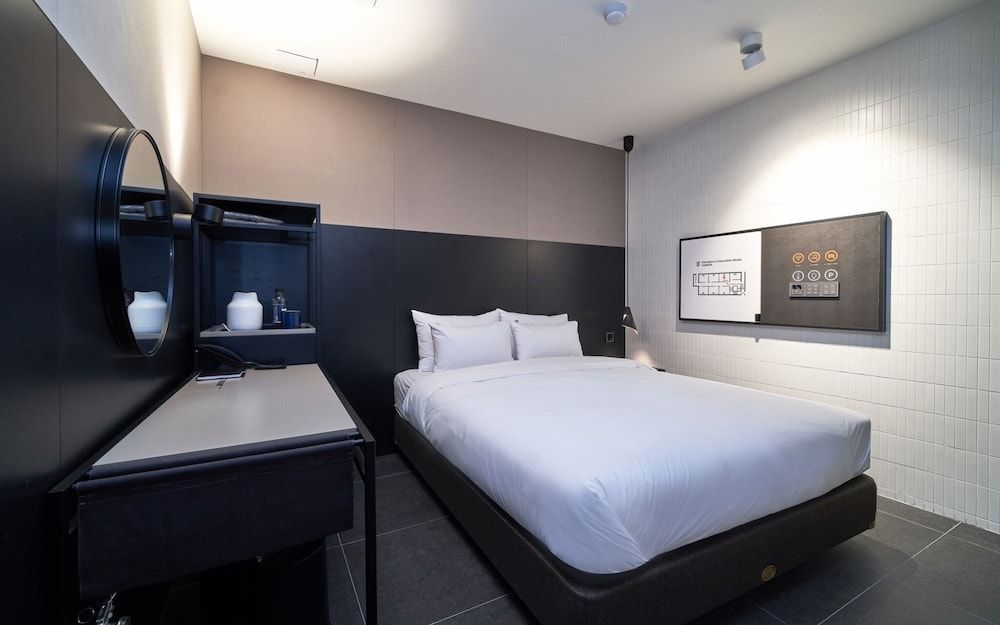 undefined Bangbae Hotel 2001 10