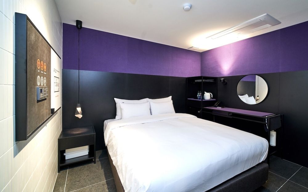 undefined Bangbae Hotel 2001 9