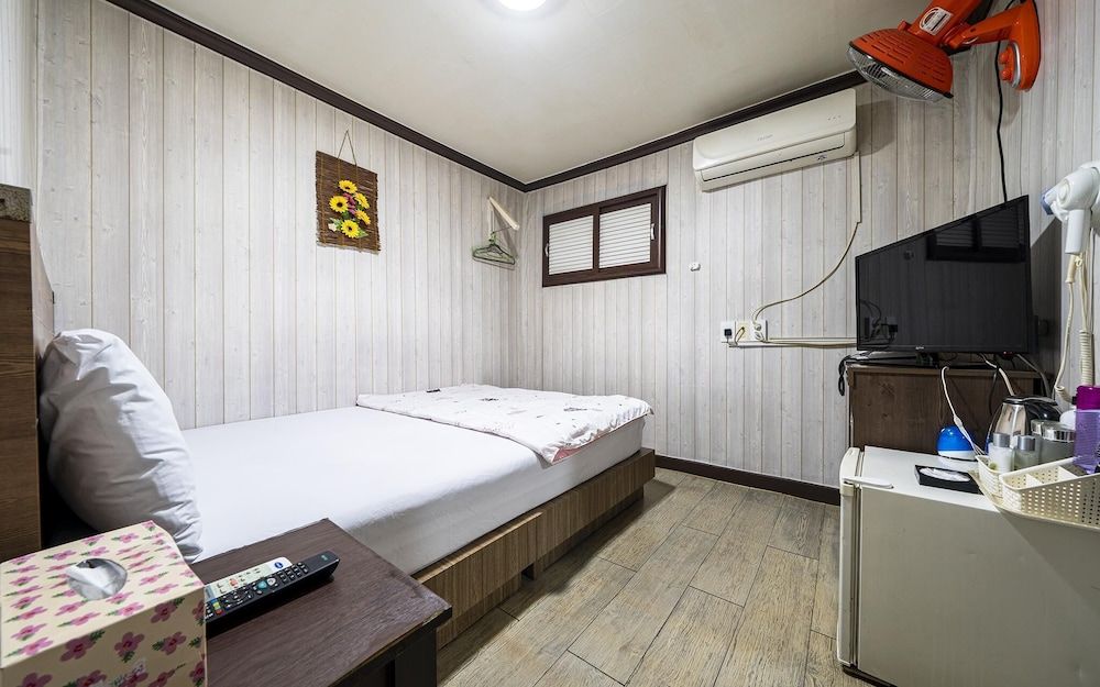 undefined Konkuk University Chowon 8