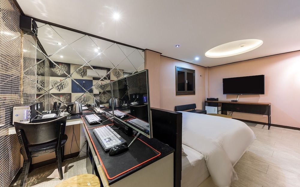 Konkuk University Salmon Room (High-spec couple PC gaming room (Rand) 6