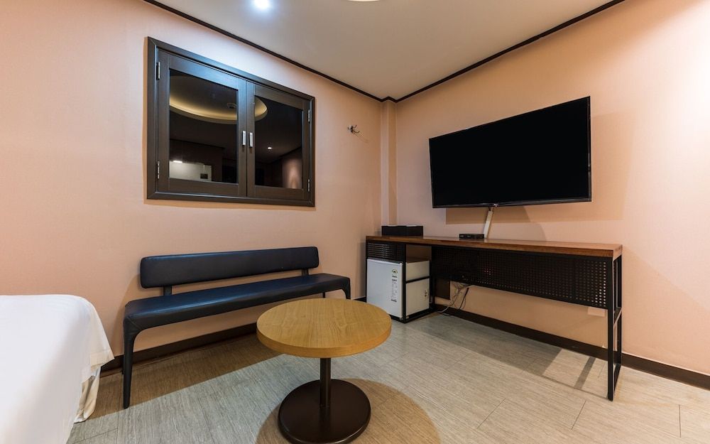 Konkuk University Salmon Room (High-spec couple PC gaming room (Rand) 9