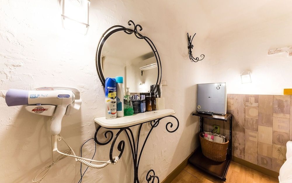 Bangbae Oslo Room (Standard) 4