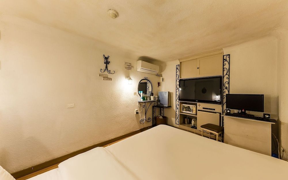 Bangbae Oslo Room (Standard) 15