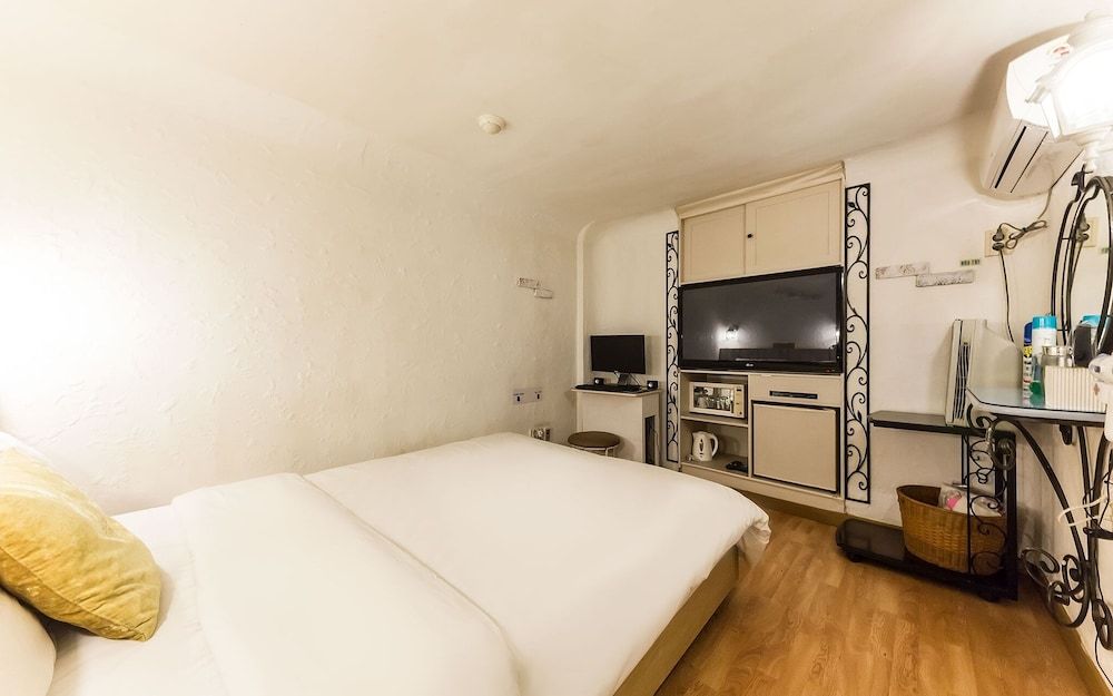 Bangbae Oslo Room (Standard) 7