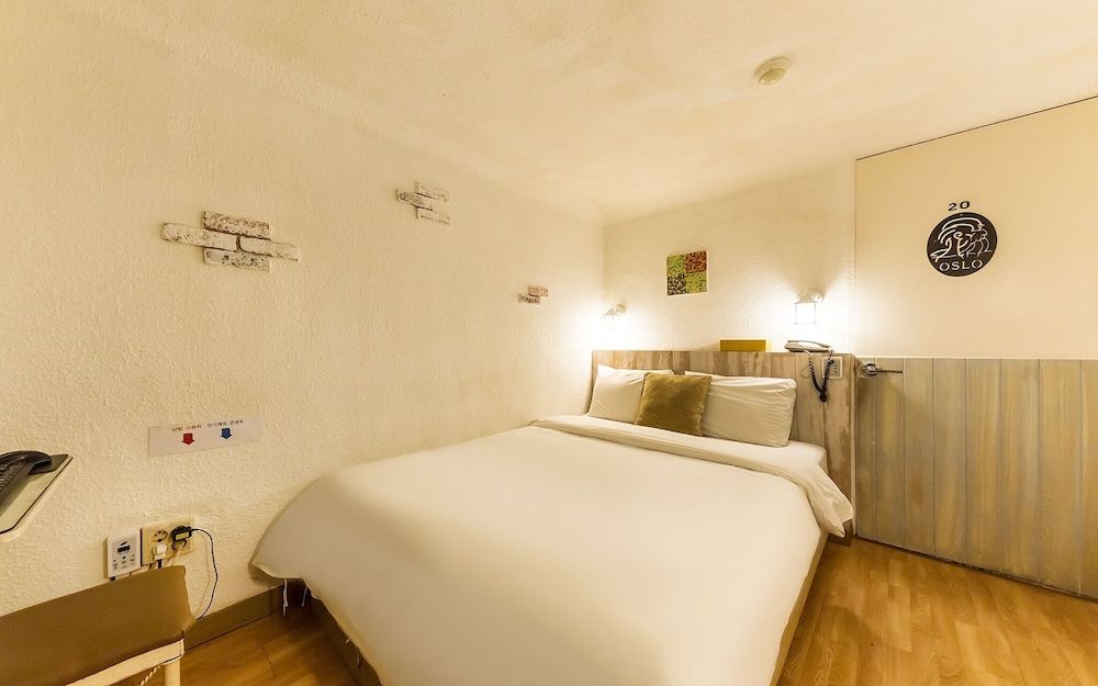 Bangbae Oslo Room (Standard) 13