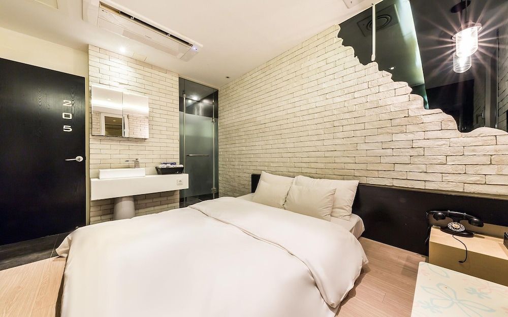 undefined Yeongdeungpo Hotel Galaxy 5