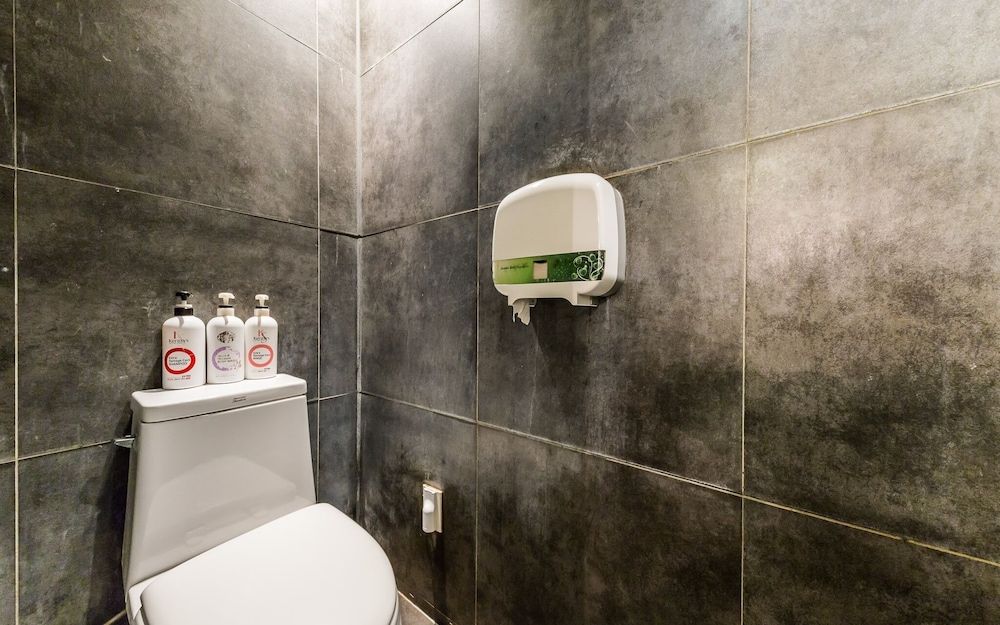 undefined Yeongdeungpo Hotel Galaxy 9