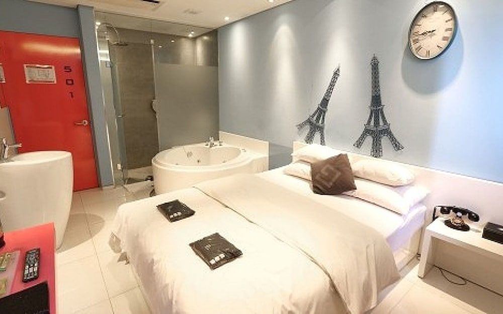 Yeongdeungpo Hotel Galaxy Room (Deluxe - Parking phone inquiry (quick) 2