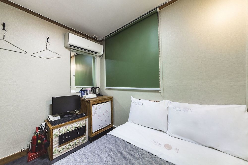 undefined Jongno WA 7