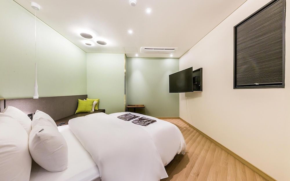 Bangbae Style Room (Suite) 26