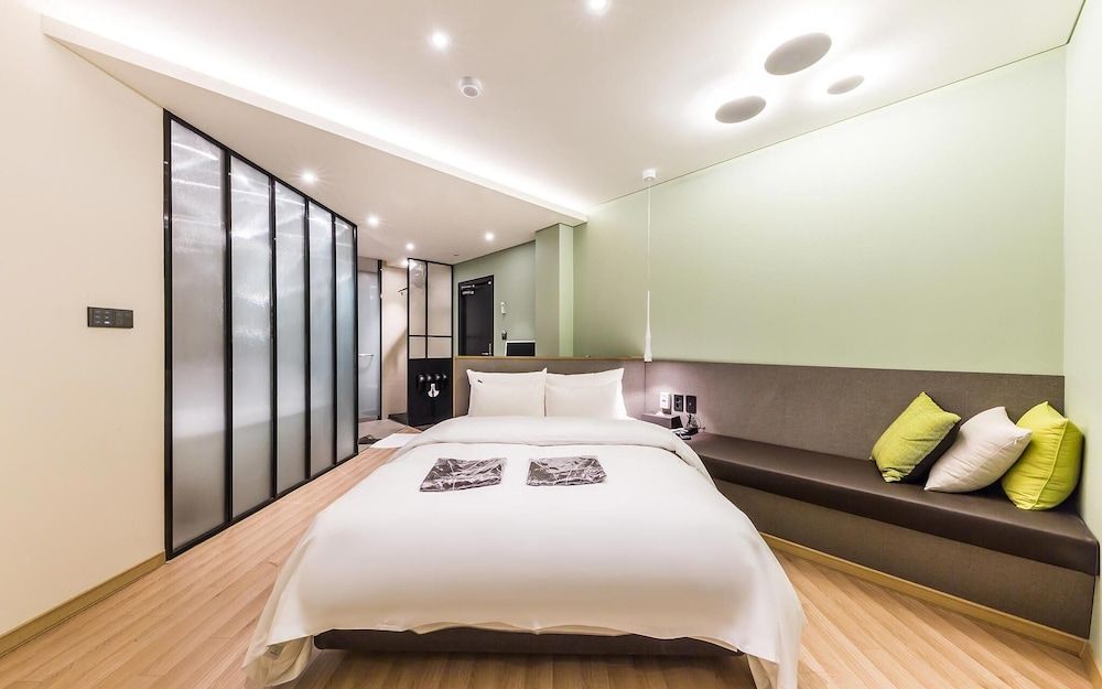 Bangbae Style Room (Suite) 27