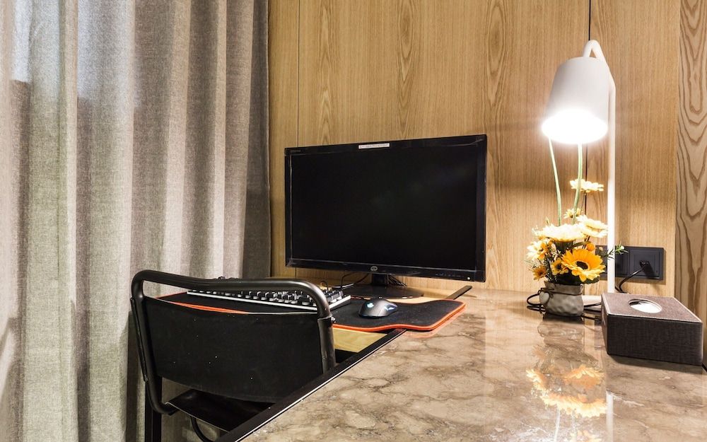 undefined Guro Cullinan 10