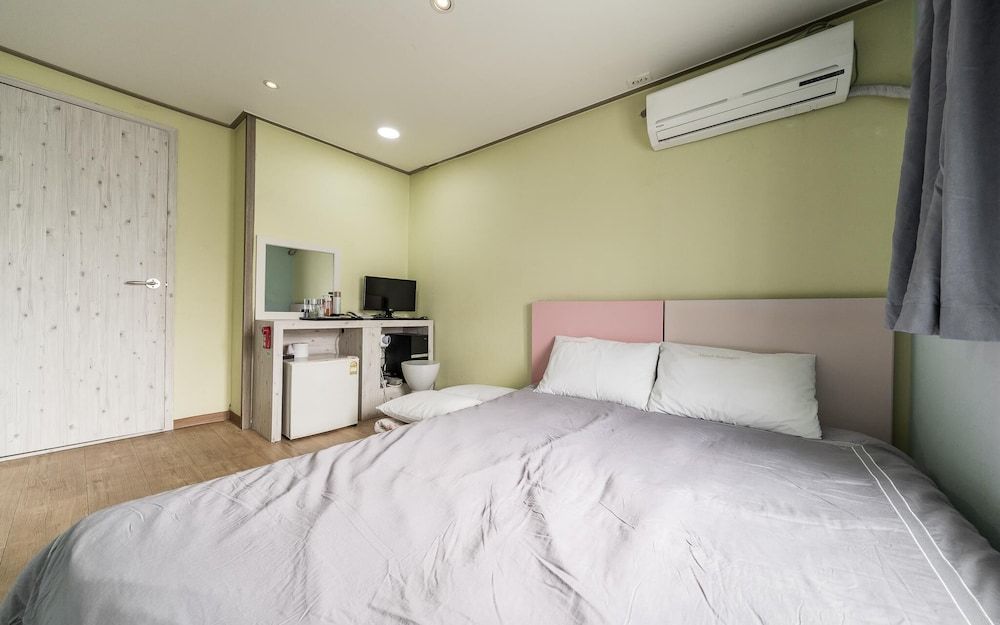 Jongno Shelagen Room (Group room (2-person reservations are) 10