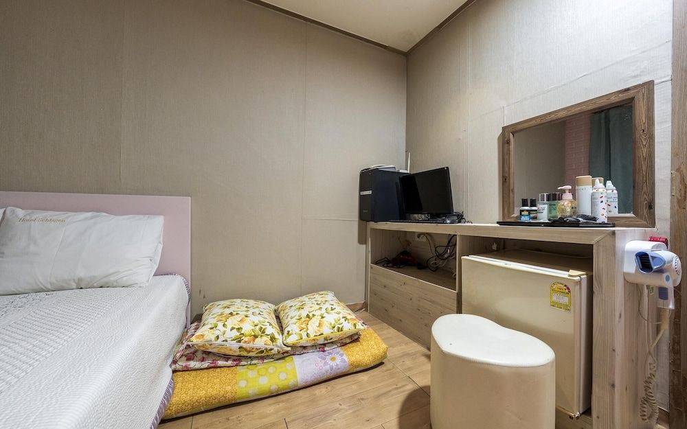 undefined Jongno Shelagen 7