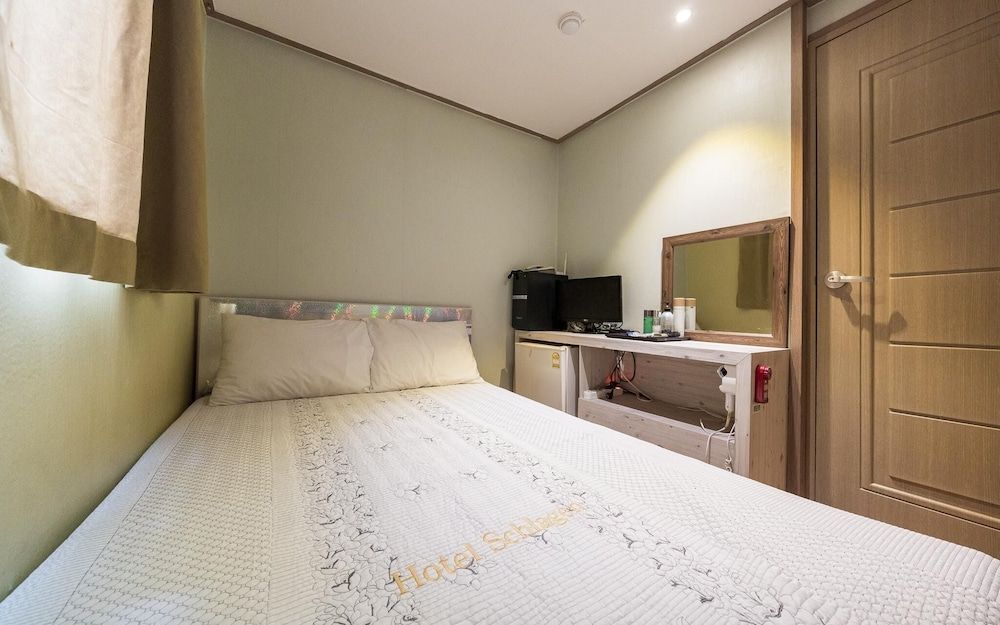 Jongno Shelagen Room (Standard Room) 3