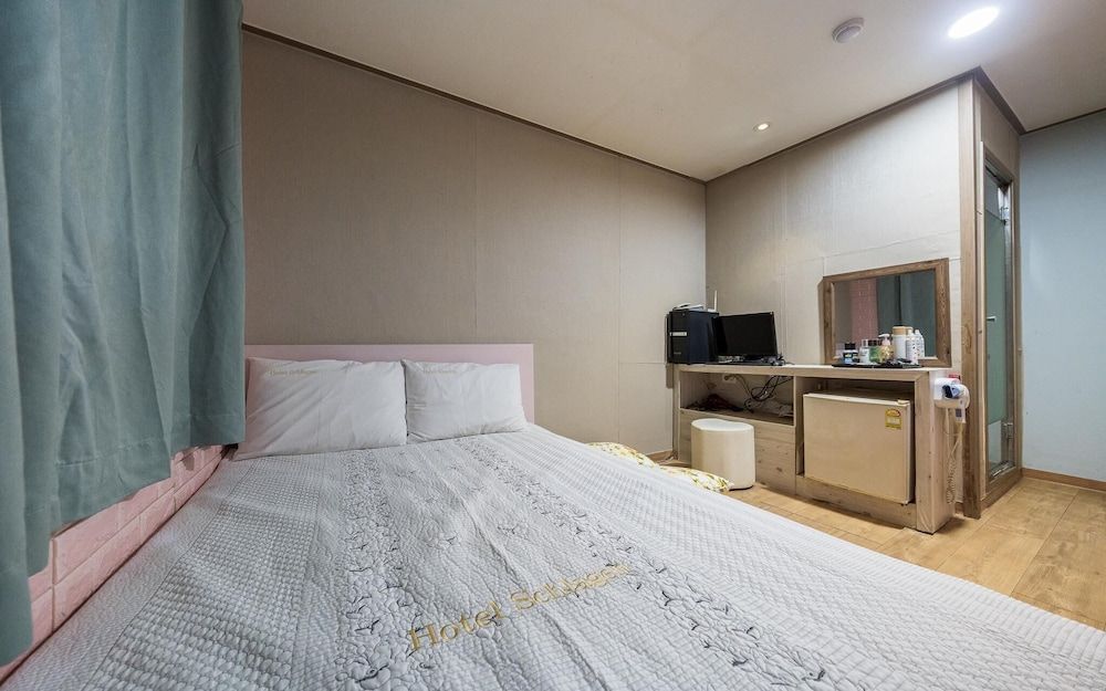 undefined Jongno Shelagen 3