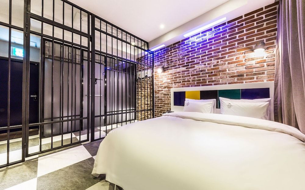 Cheonho La View Luxury Hotel Room (Premium couple PC (High Performing Ga) 11