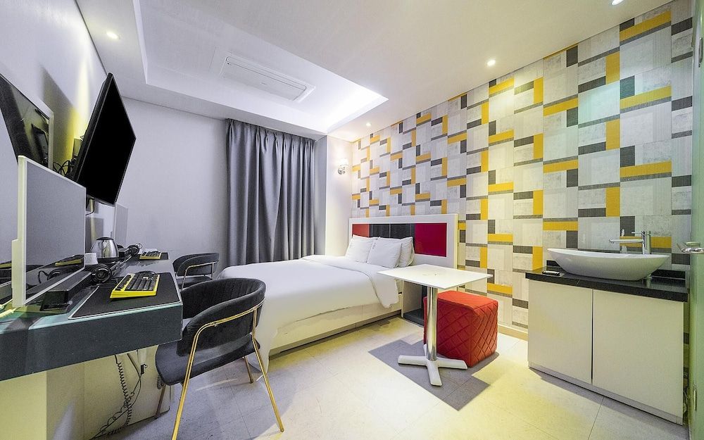 Cheonho La View Luxury Hotel Room (Standard Couple PC (High Performing G) 16