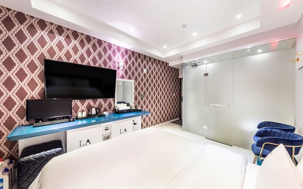 Cheonho La View Luxury Hotel Room (Standard Couple PC (High Performing G) 4