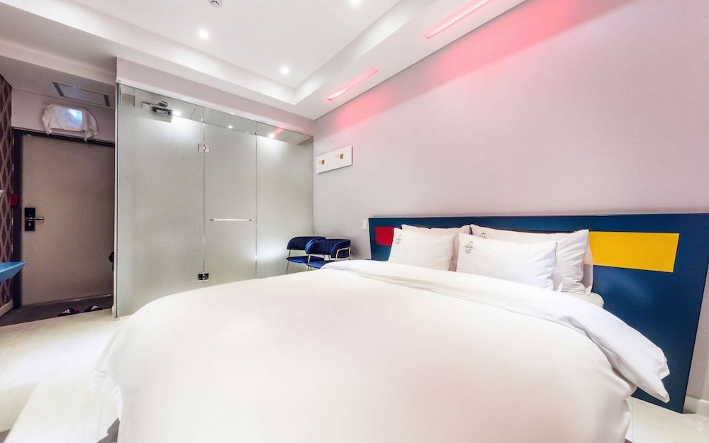 Cheonho La View Luxury Hotel Room (Standard Couple PC (High Performing G) 8