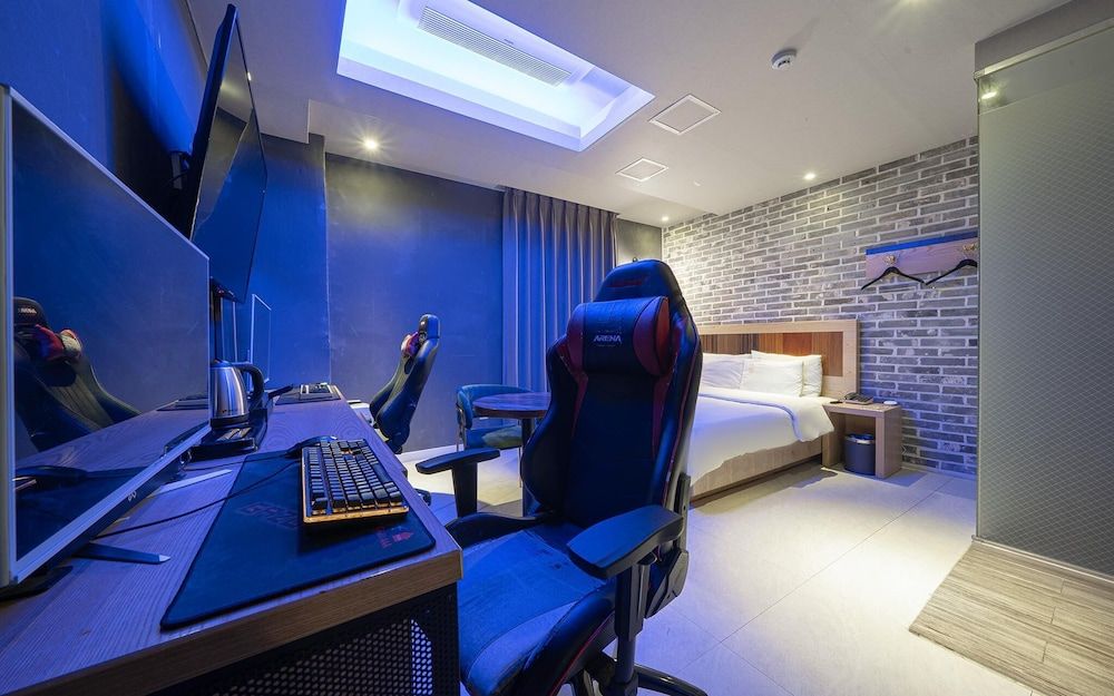 Cheonho La View Luxury Hotel Room (Premium couple PC (High Performing Ga) 23